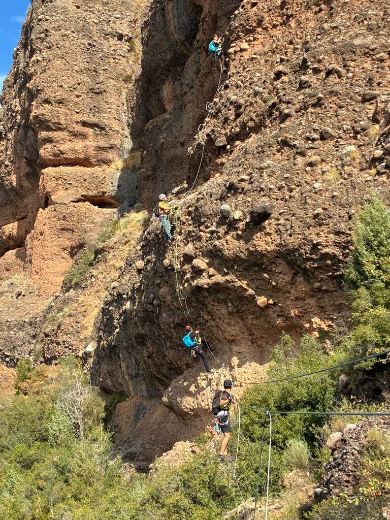 Formació a la via ferrata Icem Pallars
