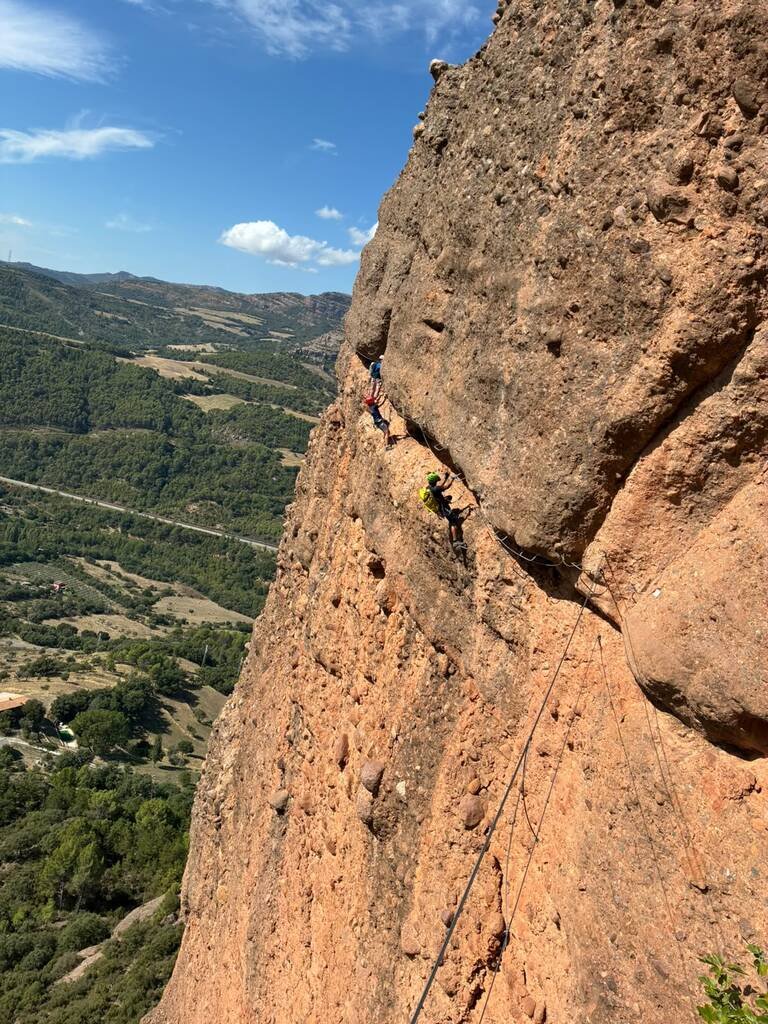 Formació a la via ferrata Icem Pallars